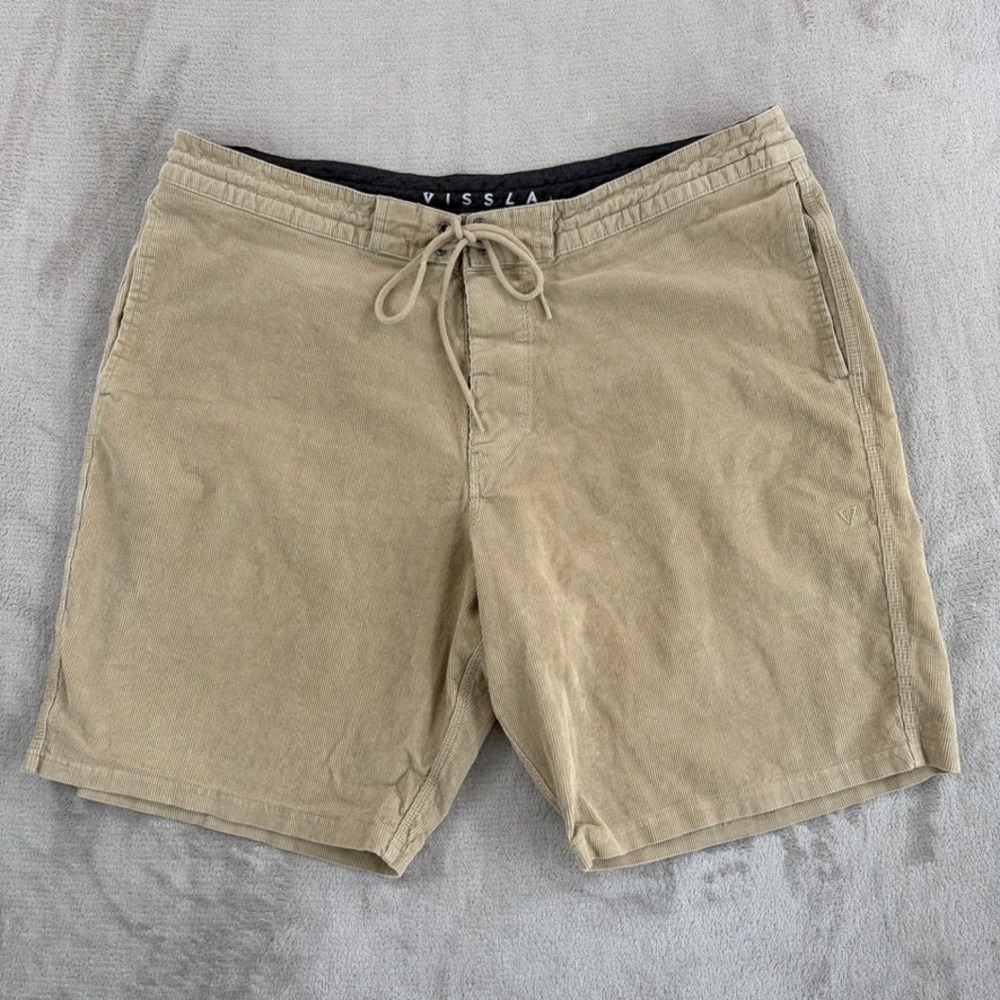 Vissla Corduroy Drawstring Shorts in Beige Men 2XL Pockets 9 inseam Beach Walk